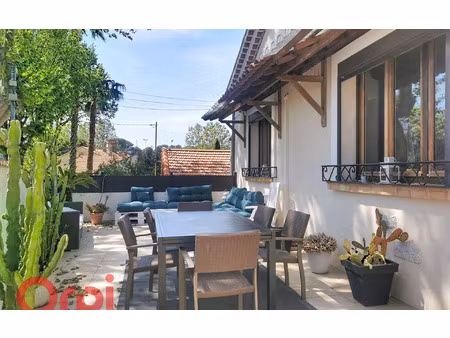 maison toulon m² t-8 à vendre  555 000 €