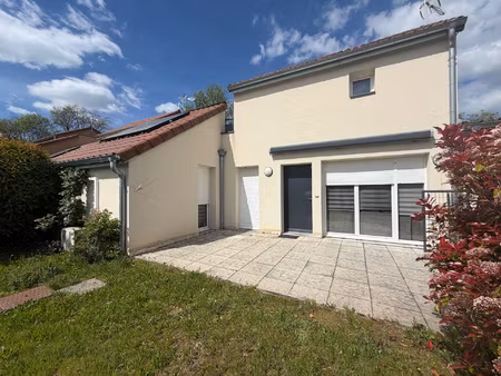 maison 4 chambres - piscine - l'isle d'abeau