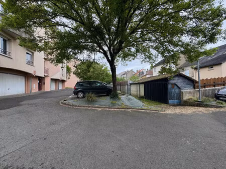 appartement le mans 2 pièces 30 m2 disposant d'un parking