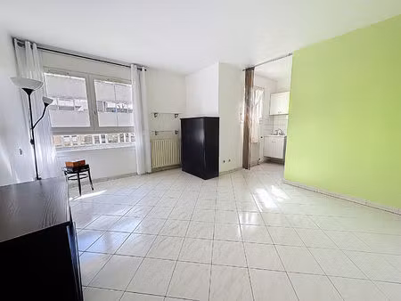appartement 3 pièces à vendre à lyon monplaisir  calme et lumineux idéal profession libéra