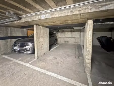 garage/box deauville