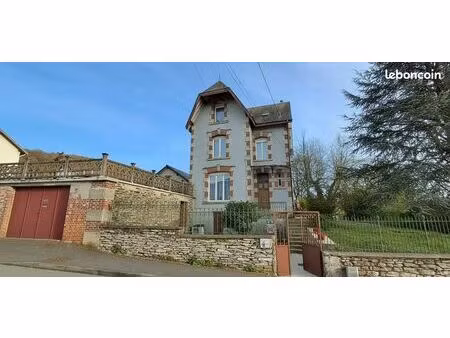 maison 7 pièces 142 m²