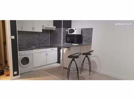 loue studio meublé grenoble