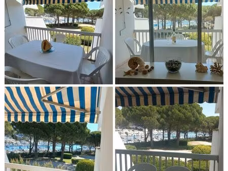 vue imprenable sur port et jardin