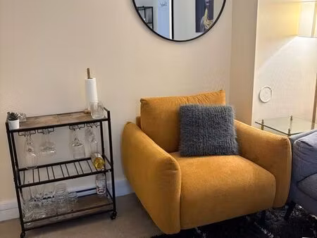 chambre meublée 550