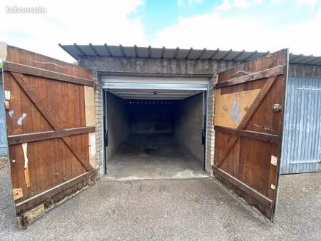 garage/box 13 m² nancy