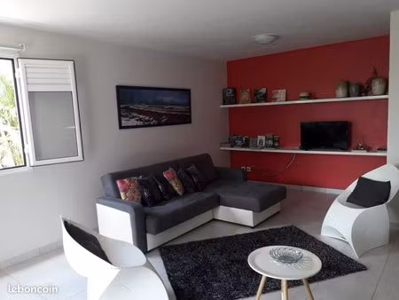 élégante villa f3 de style authentique – vue dégagée & grand confort