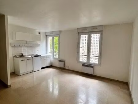 appartement 1 pièce 30 m²