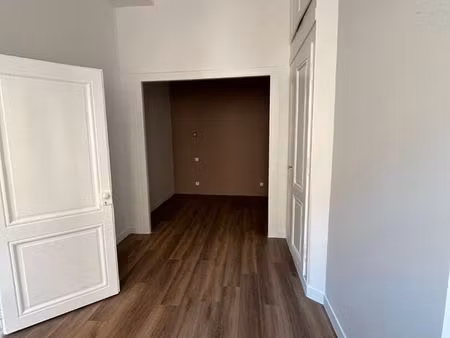 appartement 3 pièces 60 m²