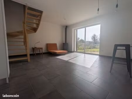 à louer – t3 duplex avec jardin – 820 / mois