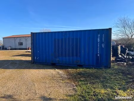 parking/box 1 pièce 14 m²