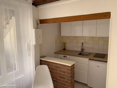 loue meublé 2 pièces proche centre caen