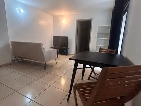 loue t2 meuble la possession