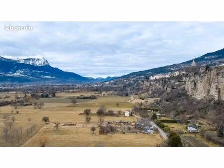 terrain 1 353 m² embrun
