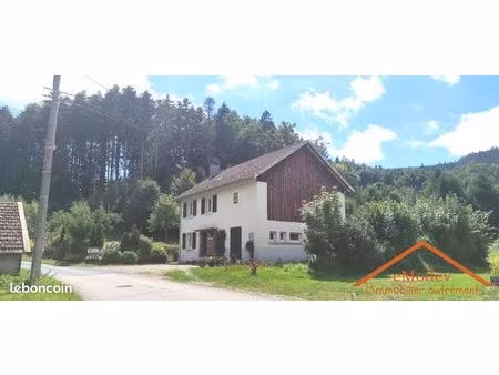 maison 6 pièces 110 m²