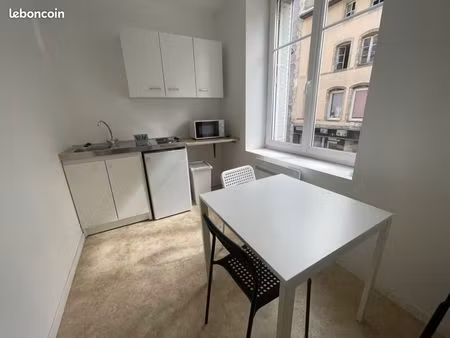 studio t1 de 25m2 meublé idéal étudiant