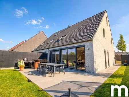 maison à vendre à heule € 435.000 (lng5p) | zimmo