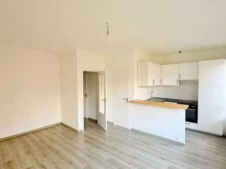 appartement à louer à ixelles € 780 (lng47) - immo groot leeuw | zimmo