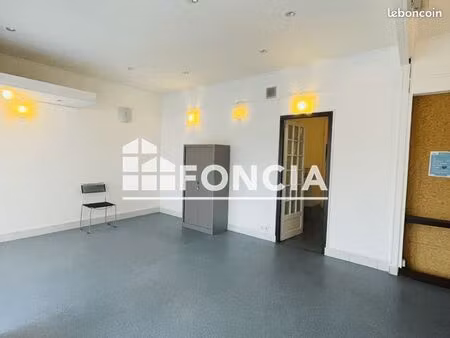 local commercial 2 pièces 44.91m² à louer 940 - viry chatillon 91170