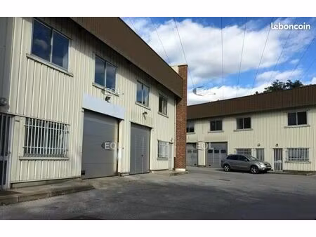 local d'activité 140 m²