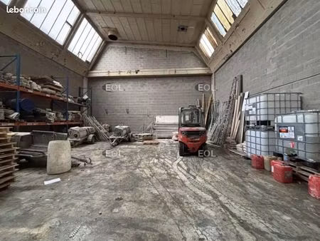local industriel 145 m²