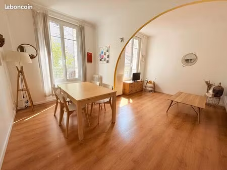 2 pièces rue des bourguignons bois-colombes