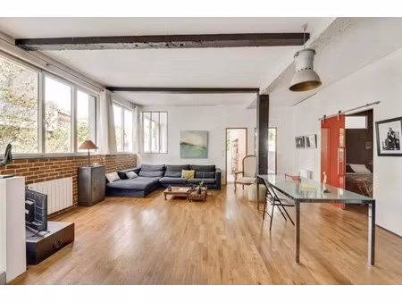 loft atelier d'artistes 4 pièces de 103 m² à montreuil