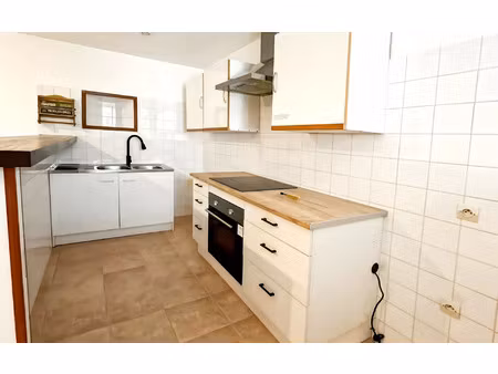 location appartement  65.61 m² t-2 à le perray-en-yvelines  950 €