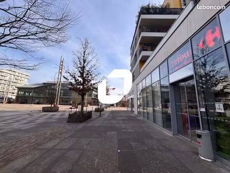 local commercial 171 m²