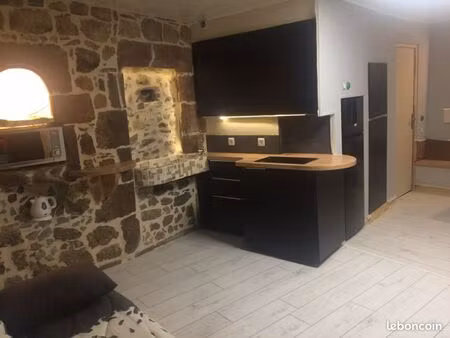 location studio meublé privas centre ville