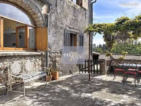 maison 4 pièces 130 m²