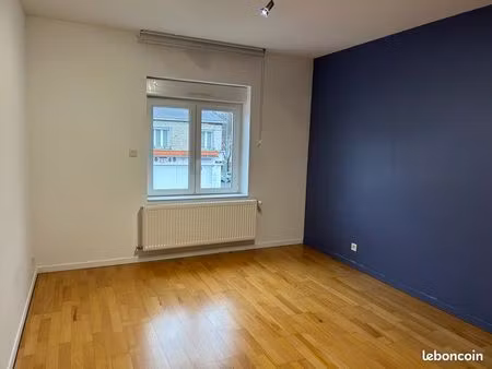 local professionnel (santé ou bien-être)