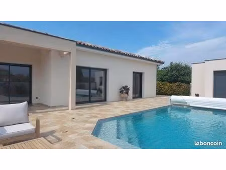 villa neuve ultra fonctionnelle avec piscine et dépendances