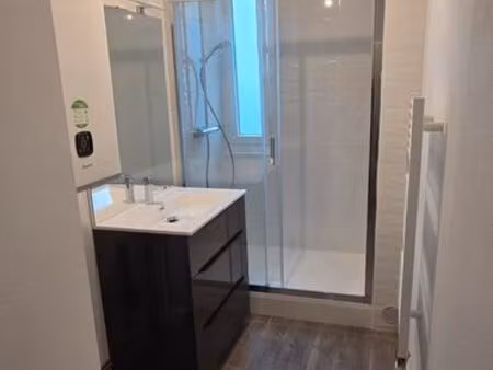 saint-julien-les-villas – t3 rénové  calme  proche troyes (libre fin avril)