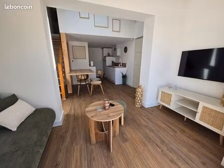 maison neuve proche du lagon