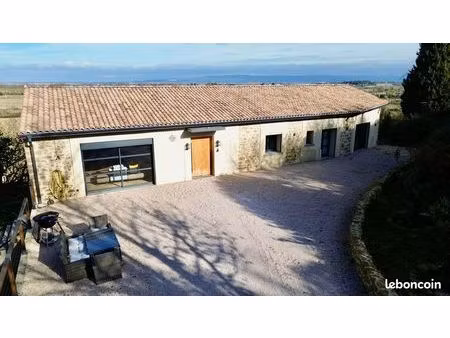 domaine en pierre de 3 hectares – 250 m² rénovés –10 min villefranche de lauragais / 40 mi