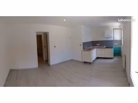 f3 dans grande maison