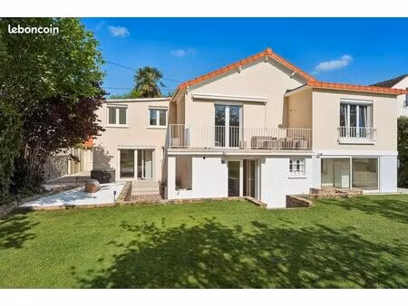 maison familiale 190 m² avec dépendances sur parcelle de 1 035 m²