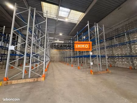 local d'activité 1 139 m²