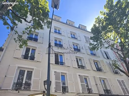 vends petit 2 pieces en plein coeur du raincy