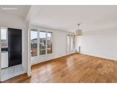 appartement 3 pièces 46 m²