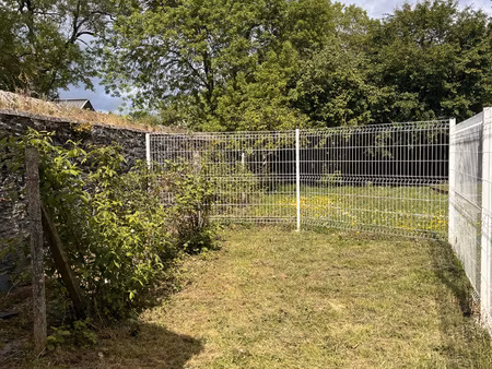 avrille : appartement type 2 à la campagne