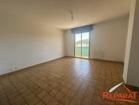 a louer - appartement f1 avec balcon