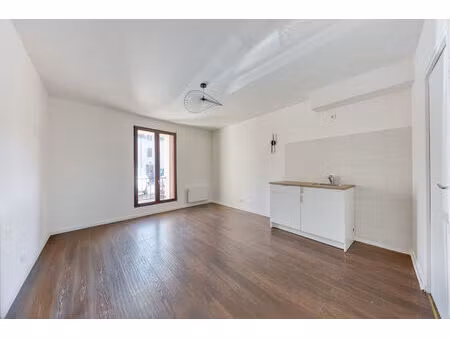 vente appartement 1 pièce  23.20m²  ozoir