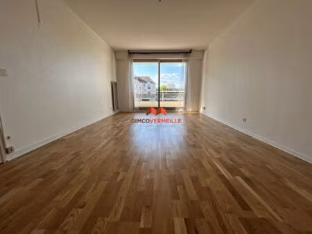 poissy | gimcovermeille