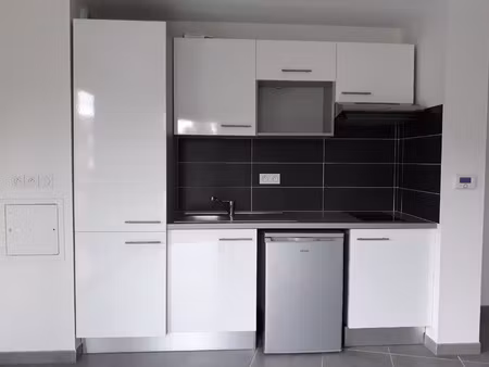 location appartement 2 pièces 45 m² à ramonville-saint-agne (31520)