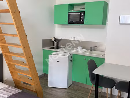 appartement moderne meublé idéal en plein centre ville d'yssingeaux