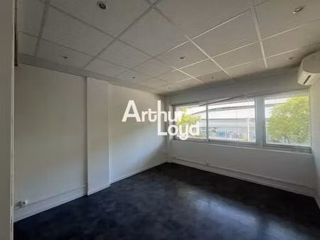 location bureaux 45 m²