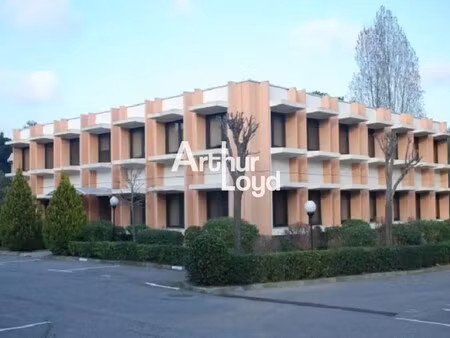 location bureaux 446 m²