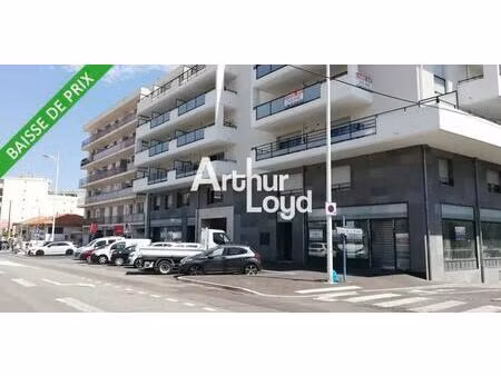 location commerce cagnes sur mer 06800 212m²